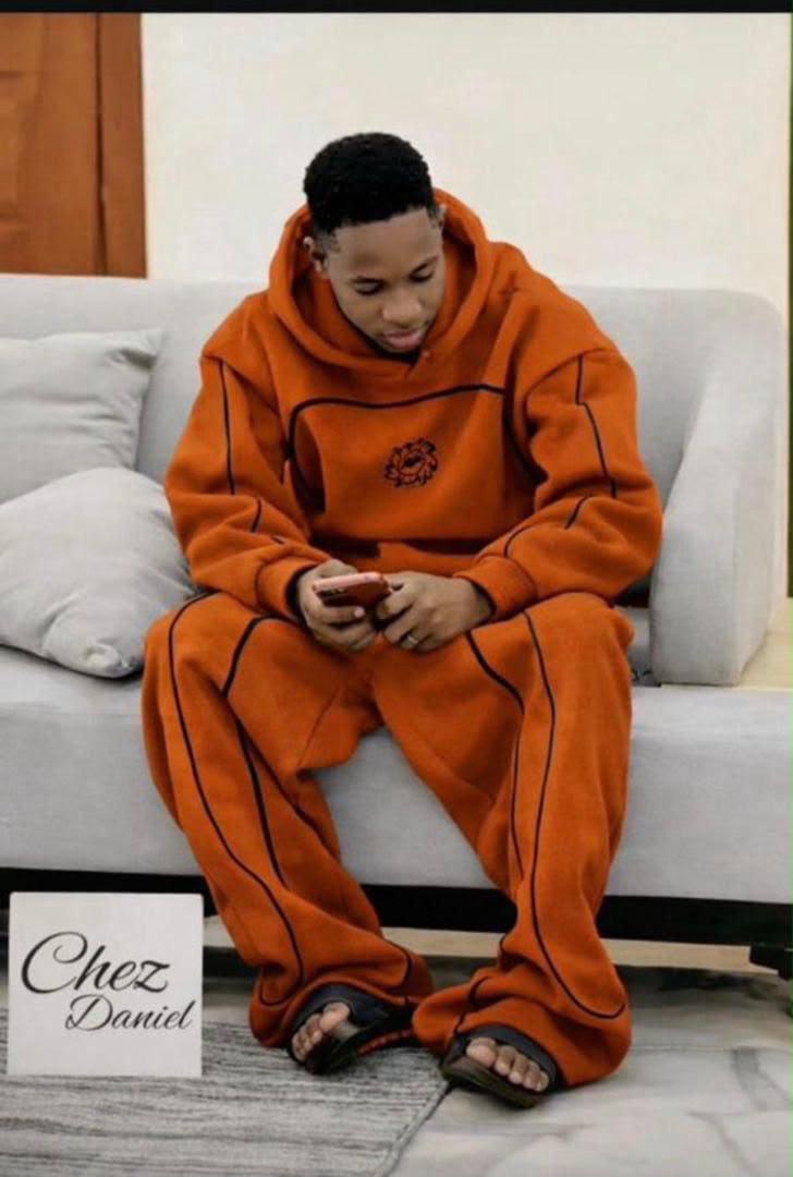 UP AND DOWN HOODIE 28 – WINE